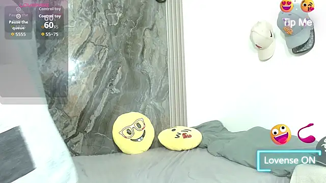 Damian-and-Camerum online show from March 28, 2026, 3:29 am