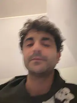 Snapshot of elia2711 chatting on February 26, 2026, 7:03 pm elia2711 online show from February 26, 2026, 7:03 pm