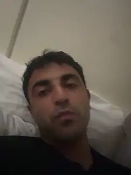 elia2711 online show from April 12, 2026, 10:40 am