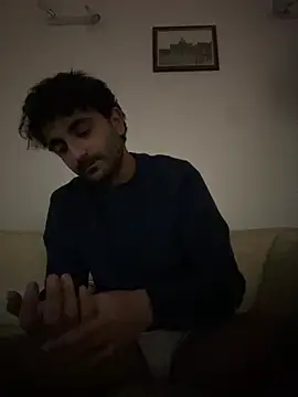 Snapshot of elia2711 chatting on March 1, 2026, 6:13 am elia2711 online show from March 1, 2026, 6:13 am