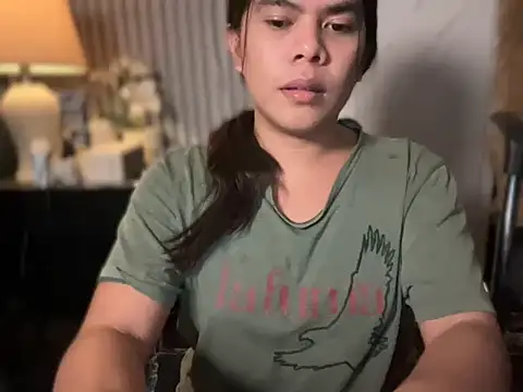 Snapshot of Mooree_naba chatting on November 1, 2025, 11:04 am Mooree naba online show from November 1, 2025, 11:04 am