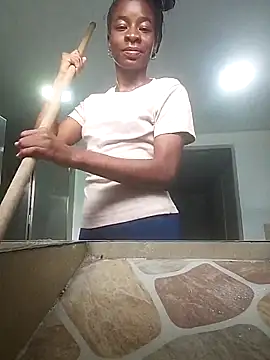 Snapshot of -hotebony chatting on February 15, 2026, 9:36 pm -hotebony online show from February 15, 2026, 9:36 pm