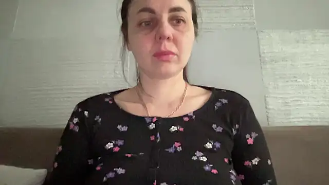 Snapshot of Darsy_Rox chatting on February 18, 2026, 8:00 am Darsy Rox online show from February 18, 2026, 8:00 am