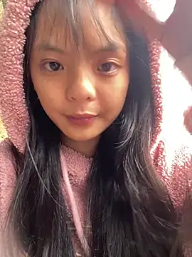 tenten110 online show from March 5, 2026, 3:25 am