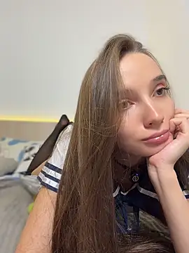 AnnyShore online show from June 14, 2026, 2:24 am