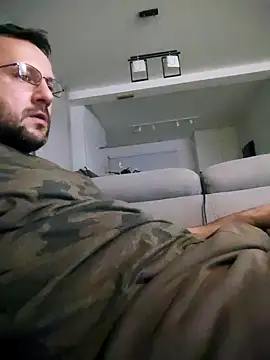 defaktor online show from March 6, 2026, 8:48 pm