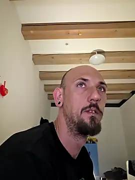 Ninfo920817 online show from April 23, 2026, 12:51 pm