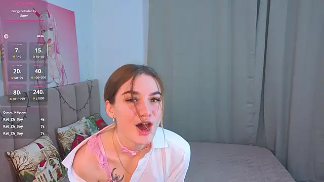 Snapshot of CharaVaz chatting on February 20, 2026, 11:12 am CharaVaz online show from February 20, 2026, 11:12 am