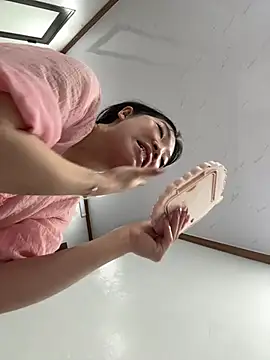 Snapshot of cuty_lusy chatting on February 27, 2026, 3:40 am cuty lusy online show from February 27, 2026, 3:40 am