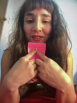 Latinaelisa online show from July 1, 2026, 4:24 am