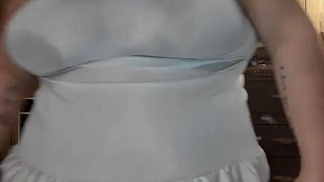 ladylynn13 online show from March 24, 2026, 9:15 pm