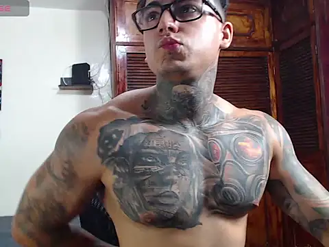 maxstrom111 online show from March 9, 2026, 2:09 pm