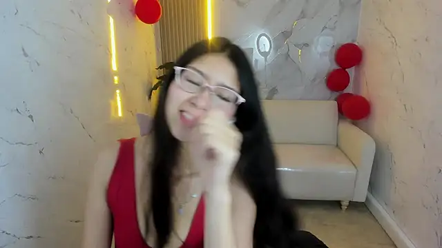 Snapshot of dani_tf chatting on February 19, 2026, 12:57 pm dani tf online show from February 19, 2026, 12:57 pm