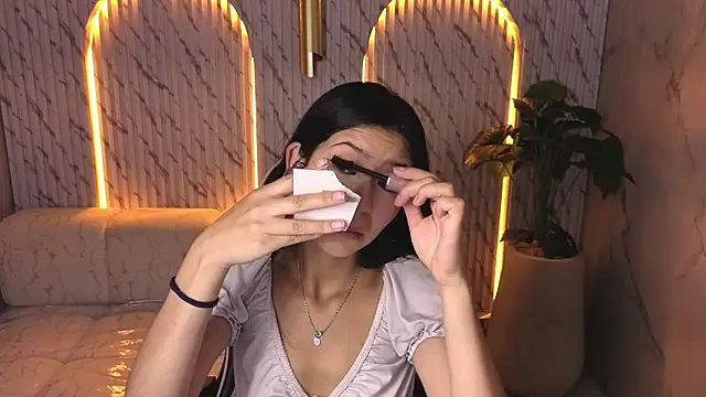 dani tf online show from March 12, 2026, 12:42 pm