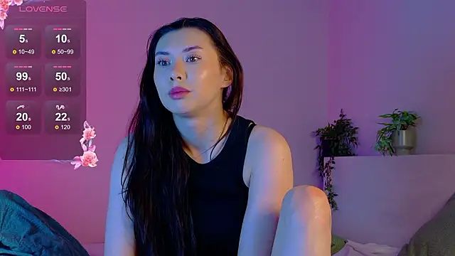 gwenonl1ne online show from March 12, 2026, 2:54 pm