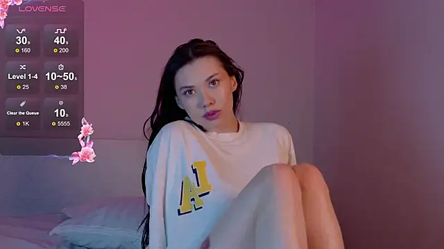 gwenonl1ne online show from March 22, 2026, 1:45 pm