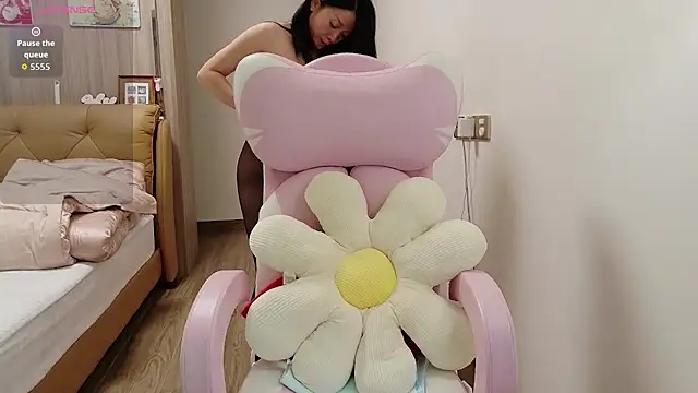 xiaojie jie online show from March 7, 2026, 3:39 pm