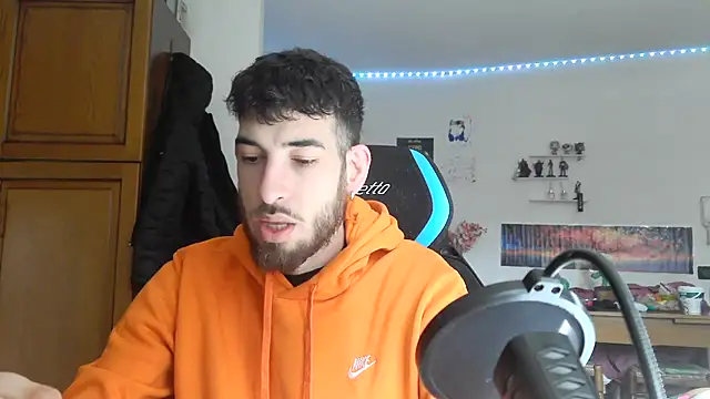 maestroboris95 online show from February 21, 2026, 11:23 am