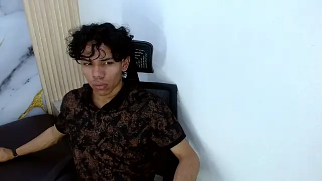 DaviidBuckx  online show from March 24, 2026, 2:33 am