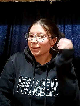 Snapshot of Monroe0303 chatting on April 9, 2026, 10:38 pm Monroe0303 online show from April 9, 2026, 10:38 pm