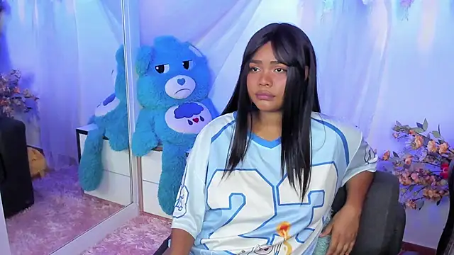 Angel Belll online show from March 3, 2026, 2:07 am