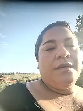 Snapshot of tania_queen chatting on February 27, 2026, 12:16 pm tania queen online show from February 27, 2026, 12:16 pm