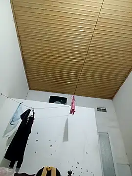 aki xzx online show from March 3, 2026, 10:06 pm