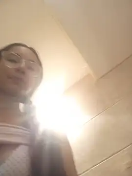 Snapshot of isaaabelaaa chatting on February 17, 2026, 11:07 am isaaabelaaa online show from February 17, 2026, 11:07 am