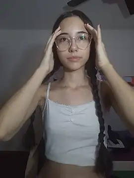 Snapshot of isaaabelaaa chatting on March 2, 2026, 10:55 am isaaabelaaa online show from March 2, 2026, 10:55 am