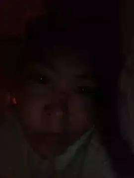 Yiyoongg online show from June 18, 2026, 11:43 pm