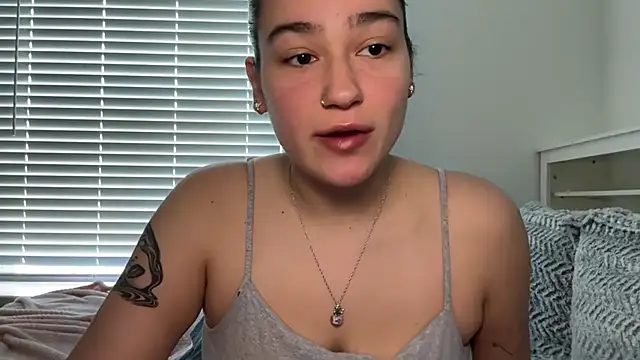 anitayurmoniii online show from July 24, 2026, 9:11 pm