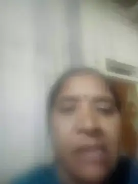 Snapshot of Loomaraj chatting on February 16, 2026, 8:13 am Loomaraj online show from February 16, 2026, 8:13 am