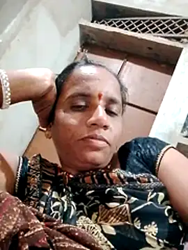 Snapshot of Anitarakkoli chatting on February 20, 2026, 4:20 pm Anitarakkoli online show from February 20, 2026, 4:20 pm