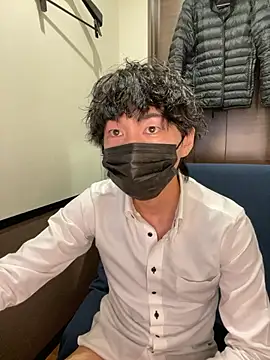 --ha-ru-- online show from March 5, 2026, 10:23 am