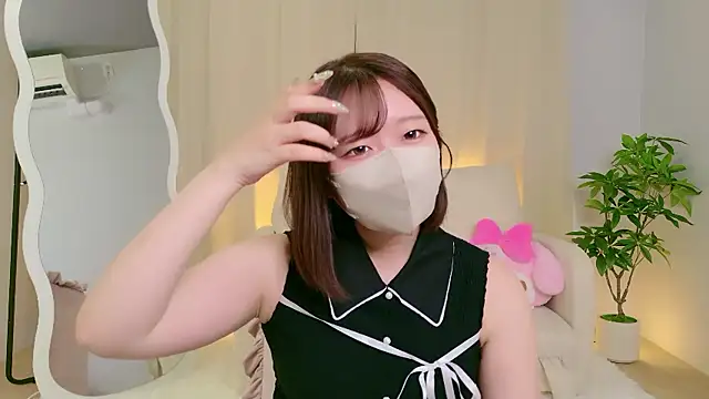 Snapshot of Saki_chanF chatting on July 23, 2026, 8:55 am Saki chanF online show from July 23, 2026, 8:55 am