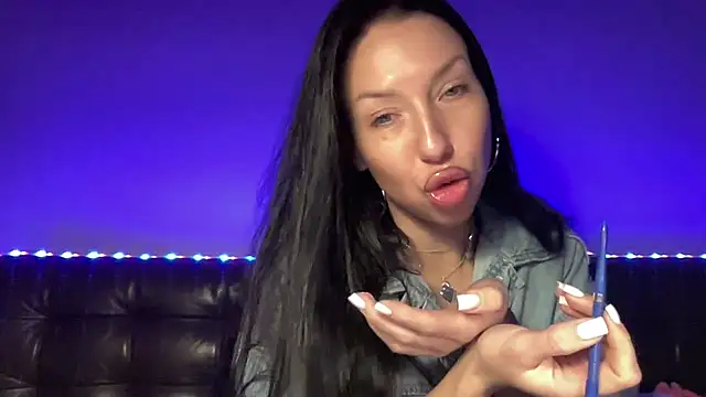 Snapshot of MissDeepVelur chatting on February 19, 2026, 4:15 pm MissDeepVelur online show from February 19, 2026, 4:15 pm