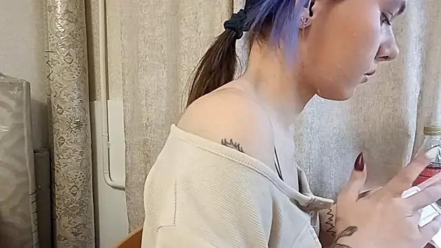 Snapshot of CallerKoran chatting on February 17, 2026, 4:37 pm CallerKoran online show from February 17, 2026, 4:37 pm