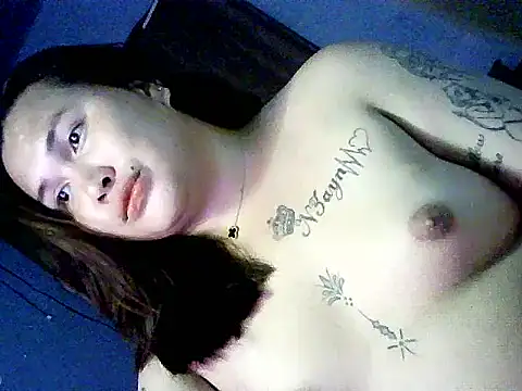 hollynicole online show from April 5, 2026, 3:19 pm