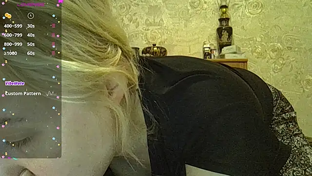 Snapshot of CurvyWild_Lady30 chatting on February 22, 2026, 9:38 pm CurvyWild Lady30 online show from February 22, 2026, 9:38 pm