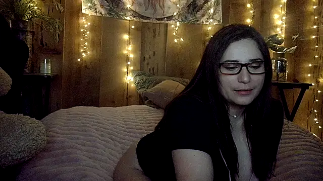 VelvetBrunetteXo online show from March 27, 2026, 2:42 am