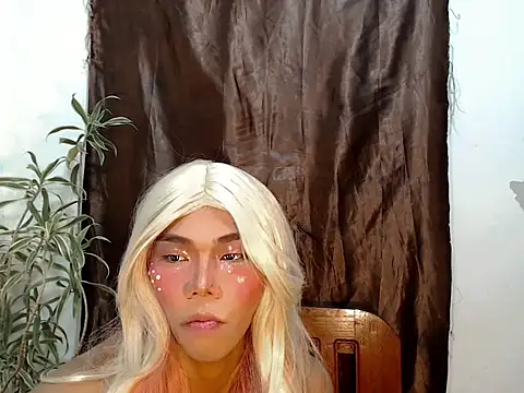 shopiaxox1 online show from February 23, 2026, 7:31 am