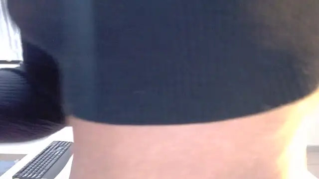 VeronaDimexx online show from April 2, 2026, 8:48 pm