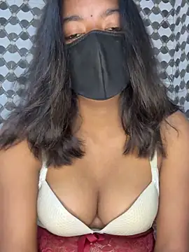 Snapshot of lovely_siaa chatting on February 21, 2026, 9:44 am lovely siaa online show from February 21, 2026, 9:44 am