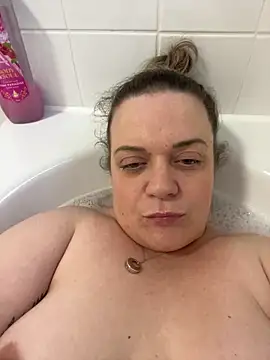 Snapshot of Piper_Milf_36 chatting on February 23, 2026, 4:07 pm Piper Milf 36 online show from February 23, 2026, 4:07 pm