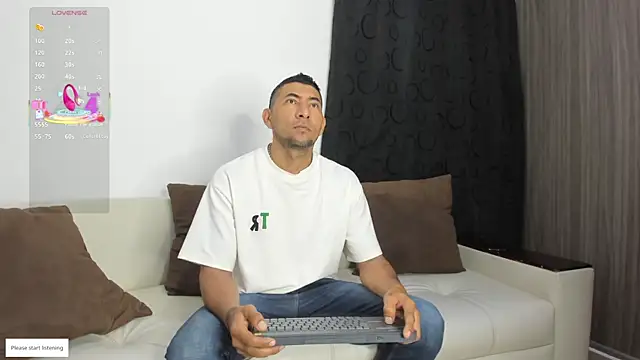 morganandmegan01 online show from February 14, 2026, 9:09 am