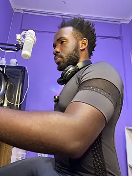 Snapshot of Ebanhot chatting on February 13, 2026, 3:39 am Ebanhot online show from February 13, 2026, 3:39 am