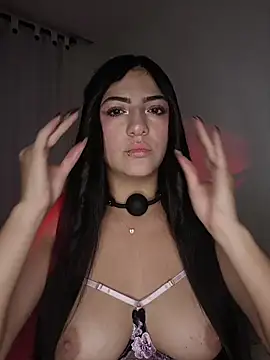 Alessia fiore333 online show from February 18, 2026, 10:33 am