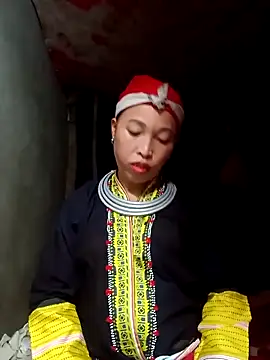 Snapshot of NAINKUTE chatting on February 21, 2026, 2:57 am NAINKUTE online show from February 21, 2026, 2:57 am