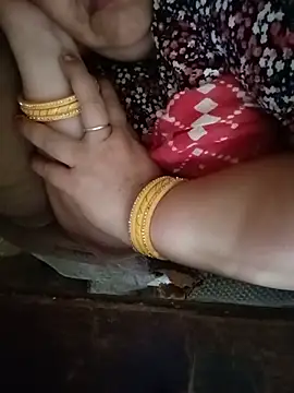 Snapshot of Simran_008 chatting on June 24, 2026, 1:04 am Simran 008 online show from June 24, 2026, 1:04 am