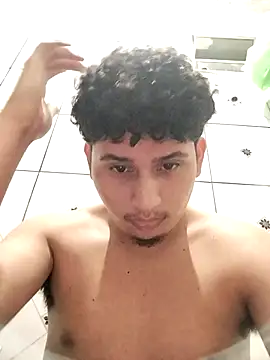 Snapshot of Rodri1k chatting on February 23, 2026, 10:43 pm Rodri1k online show from February 23, 2026, 10:43 pm